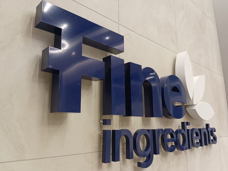 Объёмные буквы с логотипом Fine Ingredients, порошковая покраска — пример работы